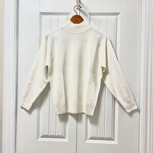 NWOT Vintage Gianni Dolce White Mock Neck Sweater